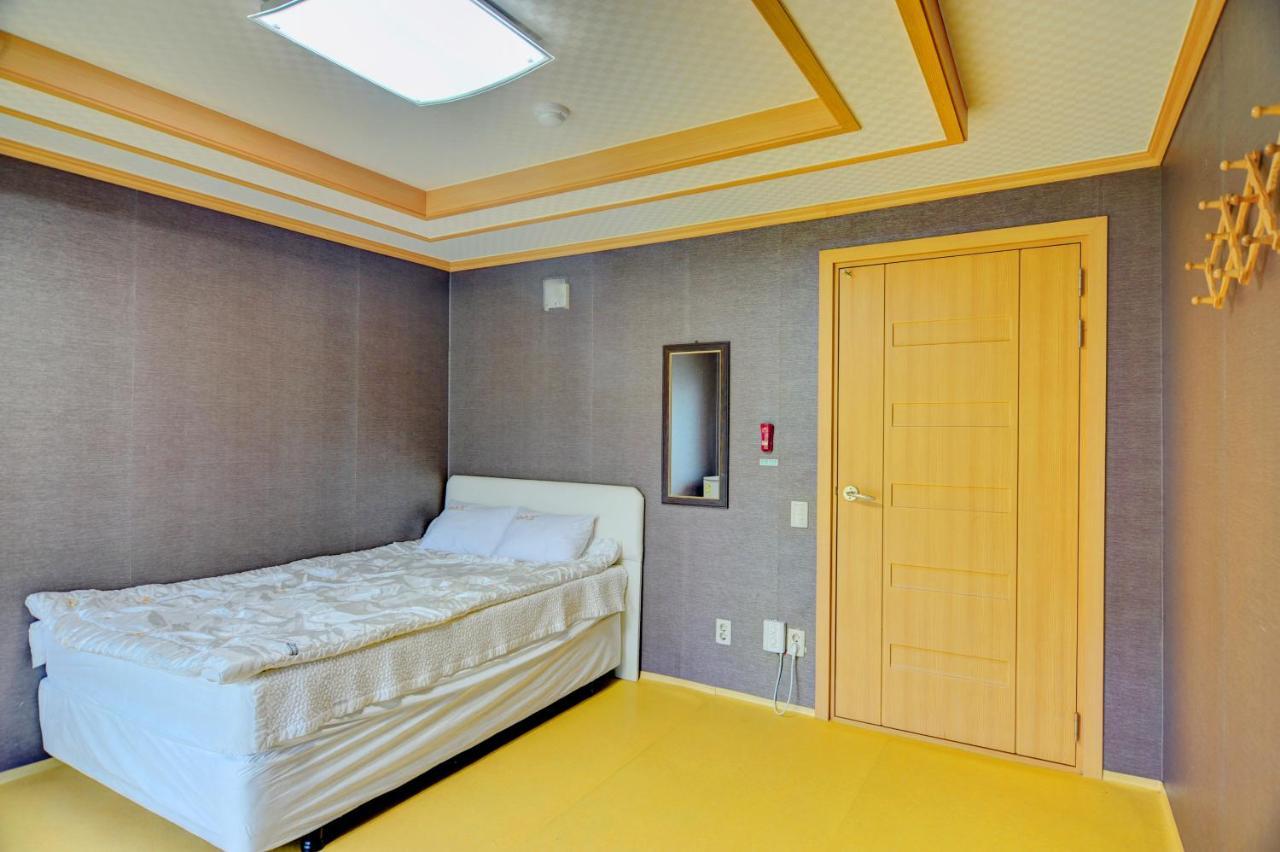 Sungbo Youth Hostel Mungyeong Extérieur photo