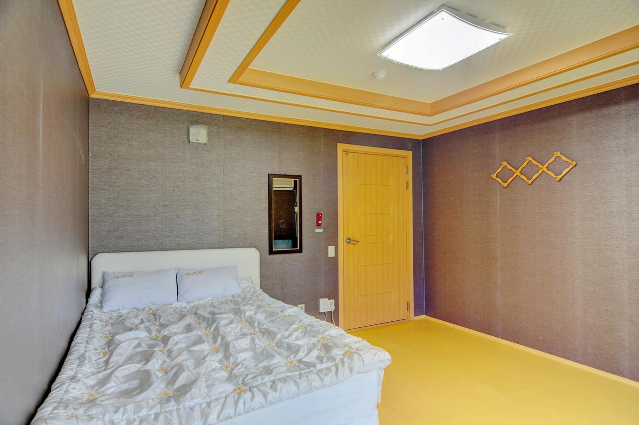 Sungbo Youth Hostel Mungyeong Extérieur photo